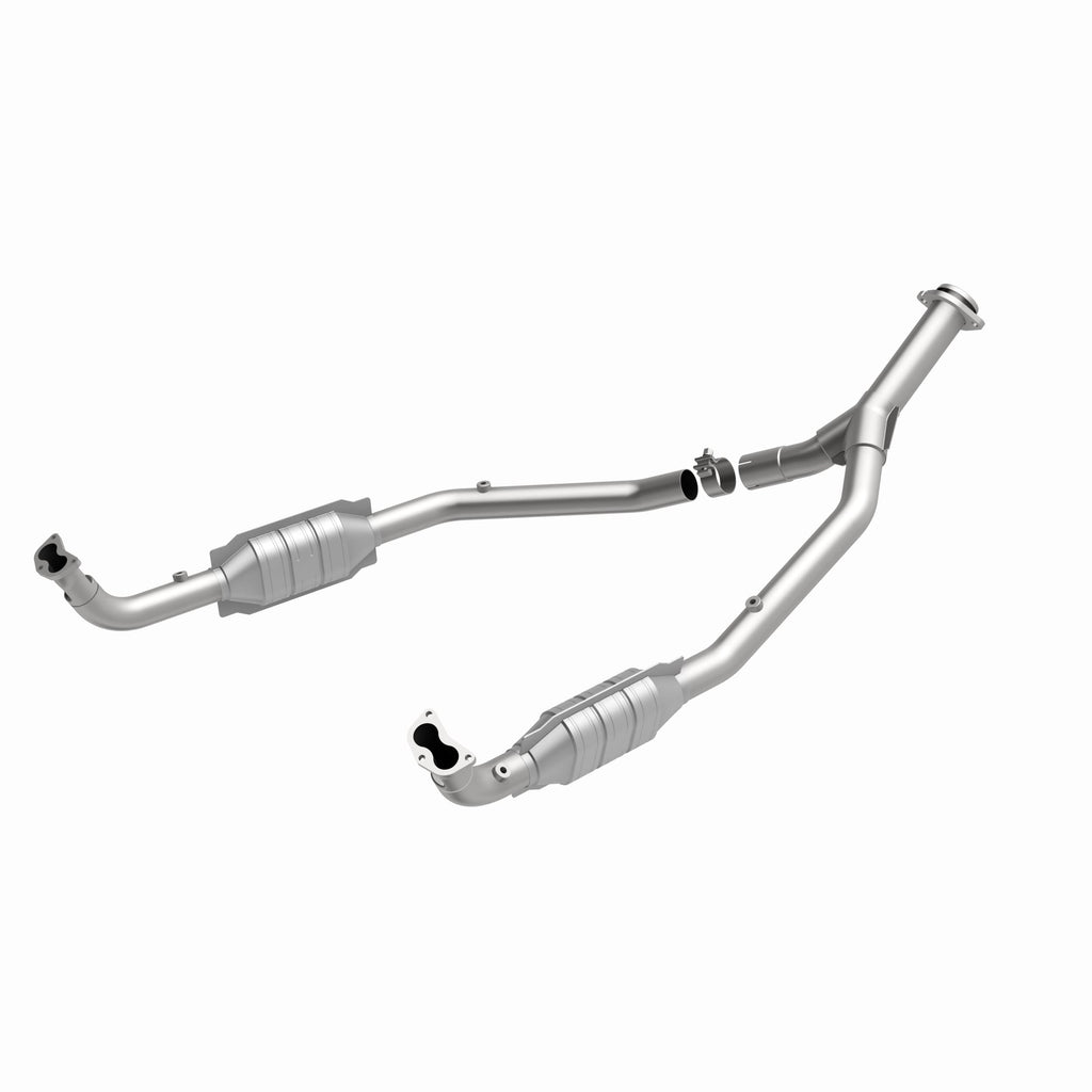 MagnaFlow Exhaust Products 93696 Standard Grade Direct-Fit Catalytic Converter for Select Land Rover Range Rover