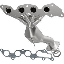 Load image into Gallery viewer, MagnaFlow Exhaust Products 5531851 California CARB Manifold Catalytic Converter for Select Mazda 6