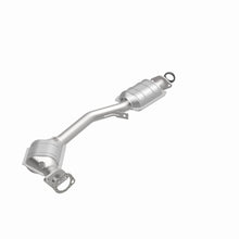 Load image into Gallery viewer, MagnaFlow Exhaust Products 444043 California CARB Direct-Fit Catalytic Converter for Select Subaru Forester, Subaru Impreza