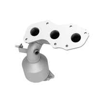 Load image into Gallery viewer, MagnaFlow Exhaust Products 51822 OEM Grade Manifold Catalytic Converter for Select Toyota Sienna