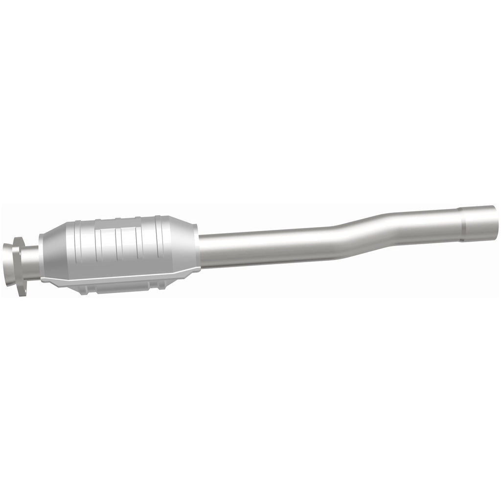 MagnaFlow Exhaust Products 23826 Standard Grade Direct-Fit Catalytic Converter for Select Land Rover Range Rover