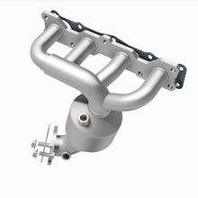 Load image into Gallery viewer, MagnaFlow Exhaust Products 5531125 California CARB Manifold Catalytic Converter for Select Hyundai Sonata, Kia Optima