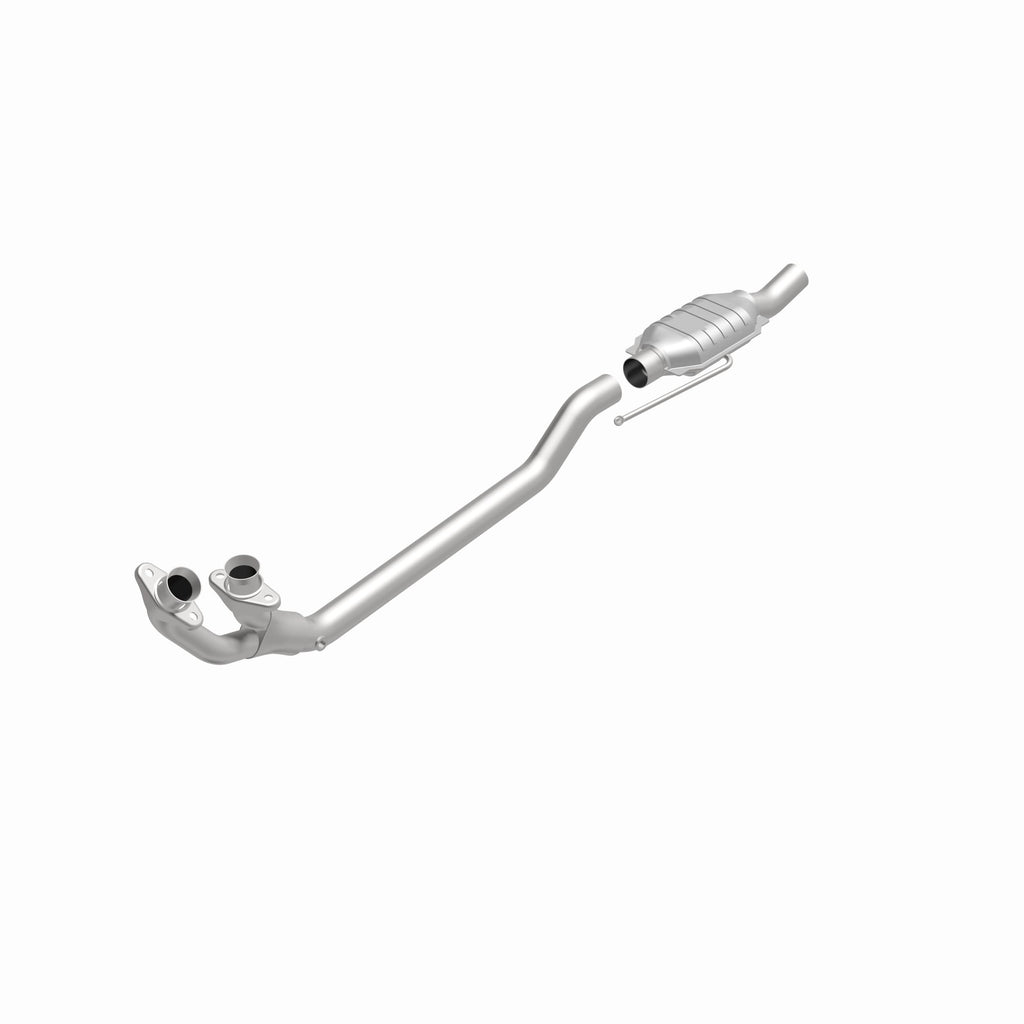 MagnaFlow Exhaust Products 93302 Standard Grade Direct-Fit Catalytic Converter for Select Ford Bronco, Ford E-150 Econoline, Ford E-150 Econoline Club Wagon, Ford E-250 Econoline, Ford E-250 Econoline Club Wagon, Ford E-350 Econoline, Ford E-350