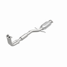 Load image into Gallery viewer, MagnaFlow Exhaust Products 457026 California CARB Direct-Fit Catalytic Converter for Select Hyundai Sonata