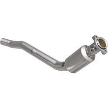 Load image into Gallery viewer, MagnaFlow Exhaust Products 4651718 California CARB Direct-Fit Catalytic Converter for Select Land Rover LR3, Land Rover Range Rover Sport