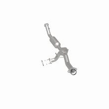 Load image into Gallery viewer, MagnaFlow Exhaust Products 5561676 California CARB Direct-Fit Catalytic Converter for Select Ford Ranger, Mazda B3000
