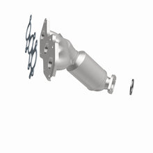 Load image into Gallery viewer, MagnaFlow Exhaust Products 52545 OEM Grade Manifold Catalytic Converter for Select Lexus RX350, Toyota Highlander, Toyota Sienna