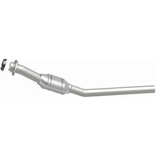 Load image into Gallery viewer, MagnaFlow Exhaust Products 93275 Standard Grade Direct-Fit Catalytic Converter for Select Chrysler Town &amp; Country, Dodge Caravan, Dodge Grand Caravan, Plymouth Grand Voyager, Plymouth Voyager
