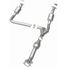 Load image into Gallery viewer, MagnaFlow Exhaust Products 52134 OEM Grade Direct-Fit Catalytic Converter for Select Chevrolet Express 1500, Chevrolet Express 2500, Chevrolet Express 3500, GMC Savana 1500, GMC Savana 2500, GMC Savana