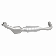 Load image into Gallery viewer, MagnaFlow Exhaust Products 447115 California CARB Direct-Fit Catalytic Converter for Select Ford Expedition, Ford F-150, Ford F-250, Lincoln Navigator