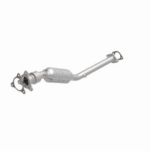 Load image into Gallery viewer, MagnaFlow Exhaust Products 51240 OEM Grade Direct-Fit Catalytic Converter for Select Chevrolet Cobalt, Chevrolet HHR, Pontiac G5, Saturn Ion