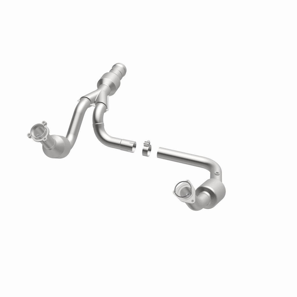 MagnaFlow Exhaust Products 5582616 California CARB Direct-Fit Catalytic Converter for Select Cadillac Escalade, Cadillac Escalade ESV, Cadillac Escalade EXT, Chevrolet Silverado 1500, GMC Sierra 1500, GMC Yukon, GMC Yukon XL