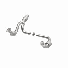 Load image into Gallery viewer, MagnaFlow Exhaust Products 5582616 California CARB Direct-Fit Catalytic Converter for Select Cadillac Escalade, Cadillac Escalade ESV, Cadillac Escalade EXT, Chevrolet Silverado 1500, GMC Sierra 1500, GMC Yukon, GMC Yukon XL