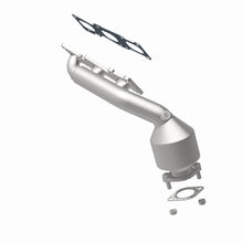 Load image into Gallery viewer, MagnaFlow Exhaust Products 52310 OEM Grade Manifold Catalytic Converter for Select Kia Sorento