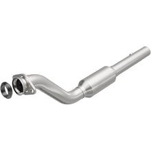 Load image into Gallery viewer, MagnaFlow Exhaust Products 4481464 California CARB Direct-Fit Catalytic Converter for Select Buick LeSabre, Buick Park Avenue, Buick Riviera, Oldsmobile 88, Oldsmobile 98, Oldsmobile LSS, Pontiac Bonneville