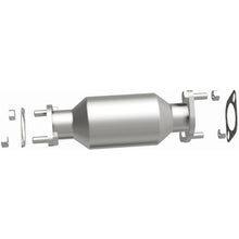 Load image into Gallery viewer, MagnaFlow Exhaust Products 52434 OEM Grade Direct-Fit Catalytic Converter for Select Kia Sorento