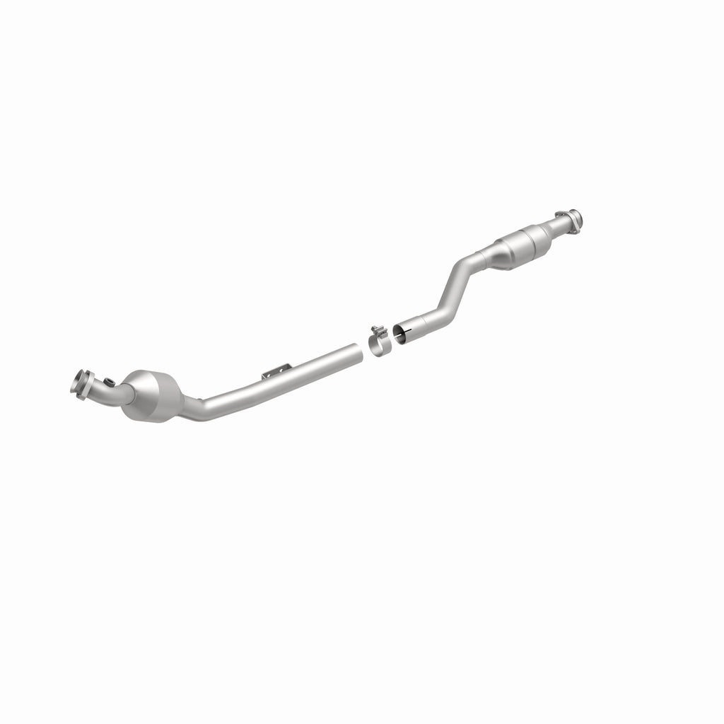 MagnaFlow Exhaust Products 51628 OEM Grade Direct-Fit Catalytic Converter for Select Mercedes-Benz E430