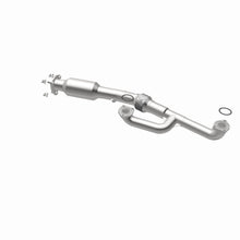 Load image into Gallery viewer, MagnaFlow Exhaust Products 21-282 OEM Grade Direct-Fit Catalytic Converter for Select Honda Odyssey