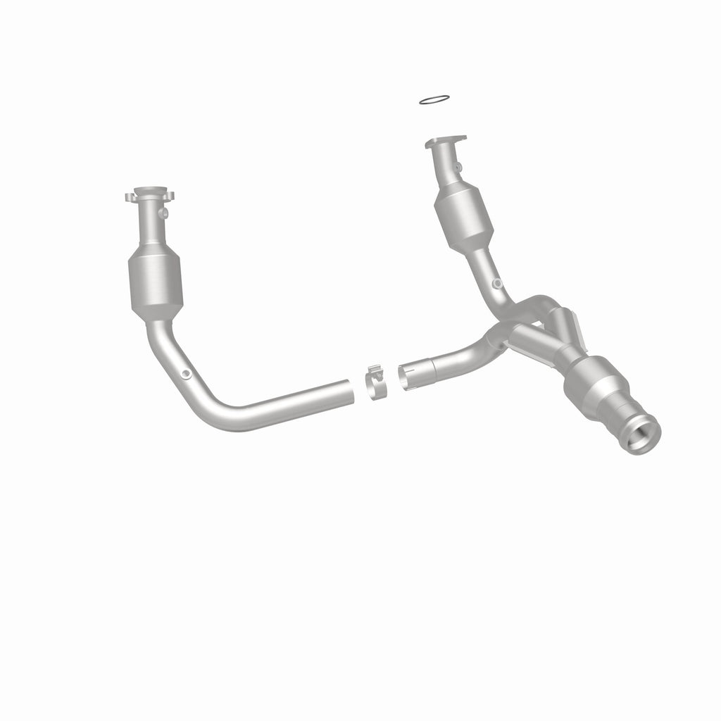 MagnaFlow Exhaust Products 52617 OEM Grade Direct-Fit Catalytic Converter for Select Cadillac Escalade, Cadillac Escalade ESV, Chevrolet Silverado 1500, Chevrolet Suburban, Chevrolet Tahoe, GMC Sierra 1500, GMC Yukon, GMC Yukon XL
