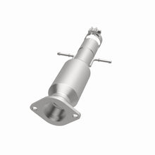 Load image into Gallery viewer, MagnaFlow Exhaust Products 5421913 California CARB Direct-Fit Catalytic Converter for Select Chevrolet Malibu, Pontiac G6, Saturn Aura