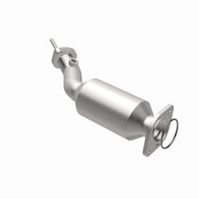 Load image into Gallery viewer, MagnaFlow Exhaust Products 21-916 OEM Grade Direct-Fit Catalytic Converter for Select Ford Five Hundred, Ford Freestyle, Mercury Montego