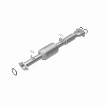 Load image into Gallery viewer, MagnaFlow Exhaust Products 3391896 California CARB Direct-Fit Catalytic Converter for Select Toyota Previa