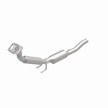 Load image into Gallery viewer, MagnaFlow Exhaust Products 5461526 California CARB Direct-Fit Catalytic Converter for Select Volkswagen Beetle, Volkswagen Golf, Volkswagen Jetta