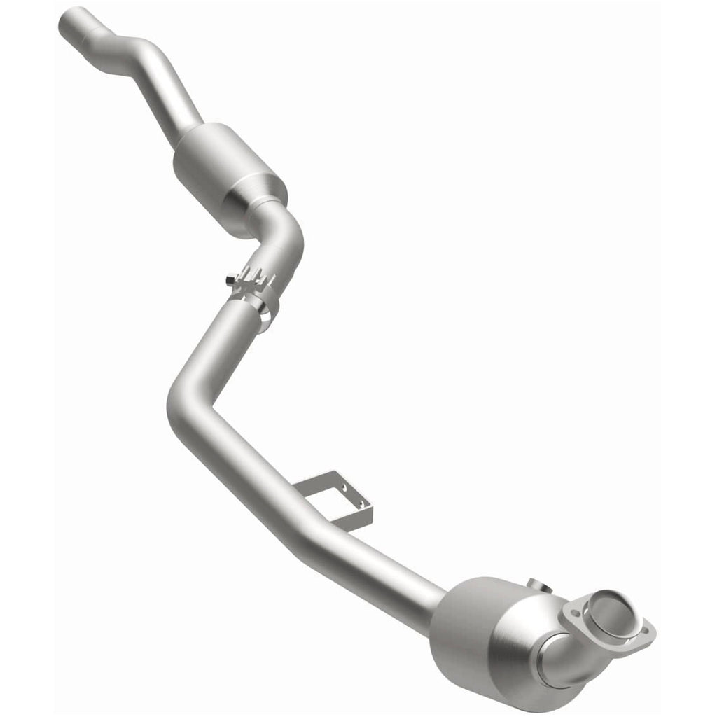 MagnaFlow Exhaust Products 51666 OEM Grade Direct-Fit Catalytic Converter for Select Mercedes-Benz E350