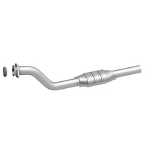 Load image into Gallery viewer, MagnaFlow Exhaust Products 23128 Standard Grade Direct-Fit Catalytic Converter for Select Buick LeSabre, Buick Park Avenue, Oldsmobile 88, Pontiac Bonneville