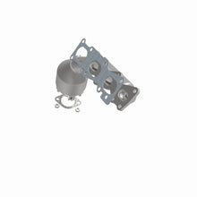 Load image into Gallery viewer, MagnaFlow Exhaust Products 52310 OEM Grade Manifold Catalytic Converter for Select Kia Sorento