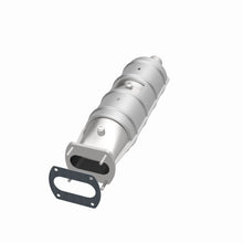 Load image into Gallery viewer, MagnaFlow Exhaust Products 55212 Standard Grade Direct-Fit Catalytic Converter for Select Ford E-250 Econoline, Ford E-250 Econoline Club Wagon, Ford E-350 Econoline, Ford E-350 Econoline Club Wagon, Ford Econoline Super Duty, Ford F-250, Ford F-250 HD,