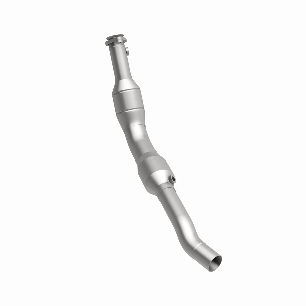 MagnaFlow Exhaust Products 49718 OEM Grade Direct-Fit Catalytic Converter for Select Land Rover LR3, Land Rover Range Rover Sport