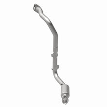 Load image into Gallery viewer, MagnaFlow Exhaust Products 93688 HM Grade Direct-Fit Catalytic Converter for Select Land Rover LR3, Land Rover Range Rover Sport