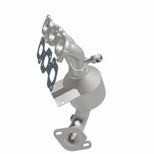 Load image into Gallery viewer, MagnaFlow Exhaust Products 5531388 California CARB Manifold Catalytic Converter for Select Ford Fusion, Lincoln Zephyr, Mercury Milan