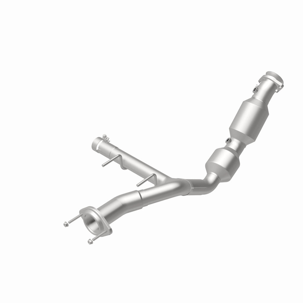 MagnaFlow Exhaust Products 280266 OEM Grade Direct-Fit Catalytic Converter for Select Ford F-150