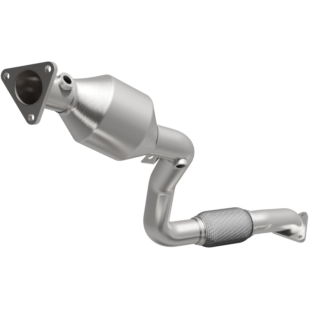 MagnaFlow Exhaust Products 5582586 California CARB Direct-Fit Catalytic Converter for Select Audi Q7, Volkswagen Touareg