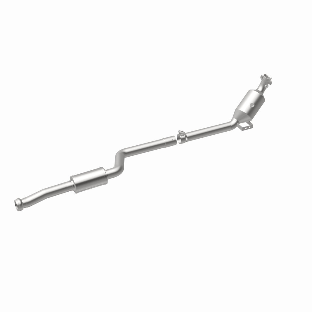 MagnaFlow Exhaust Products 21-497 OEM Grade Direct-Fit Catalytic Converter for Select Mercedes-Benz C300