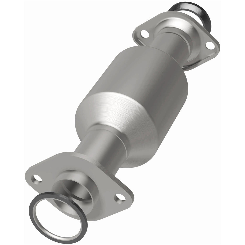 MagnaFlow Exhaust Products 52546 OEM Grade Direct-Fit Catalytic Converter for Select Toyota Sienna