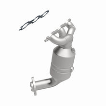 Load image into Gallery viewer, MagnaFlow Exhaust Products 51481 OEM Grade Manifold Catalytic Converter for Select Chrysler Pacifica