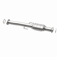 Load image into Gallery viewer, MagnaFlow Exhaust Products 447218 California CARB Direct-Fit Catalytic Converter for Select Toyota Tacoma