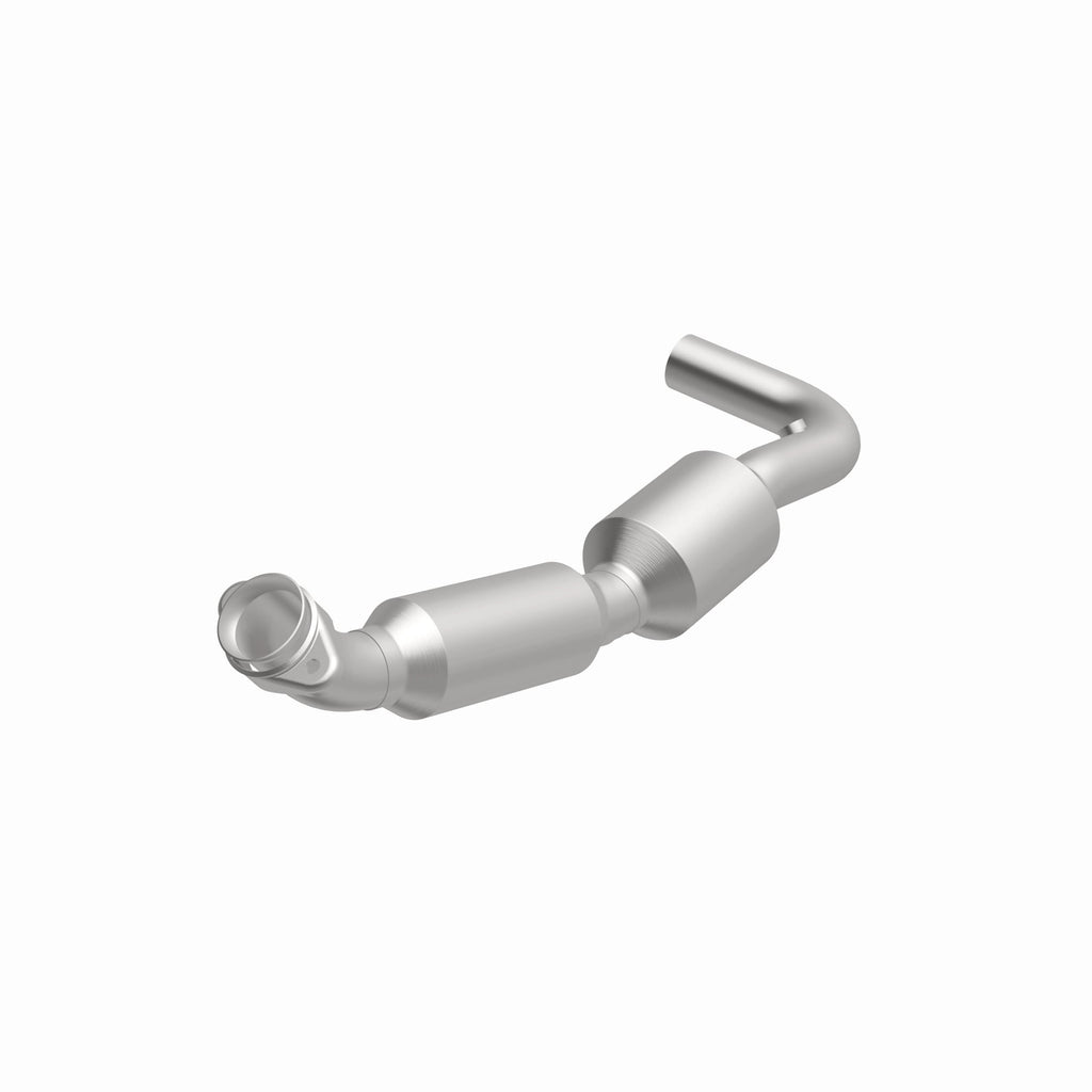 MagnaFlow Exhaust Products 5582311 California CARB Direct-Fit Catalytic Converter for Select Ford E-150, Ford E-250