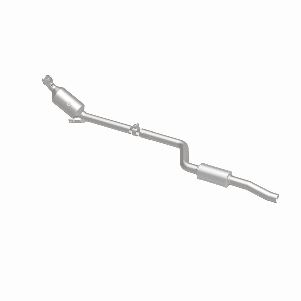 MagnaFlow Exhaust Products 21-498 OEM Grade Direct-Fit Catalytic Converter for Select Mercedes-Benz C300