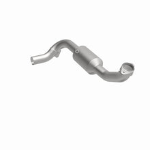 Load image into Gallery viewer, MagnaFlow Exhaust Products 52507 OEM Grade Direct-Fit Catalytic Converter for Select Lincoln Navigator