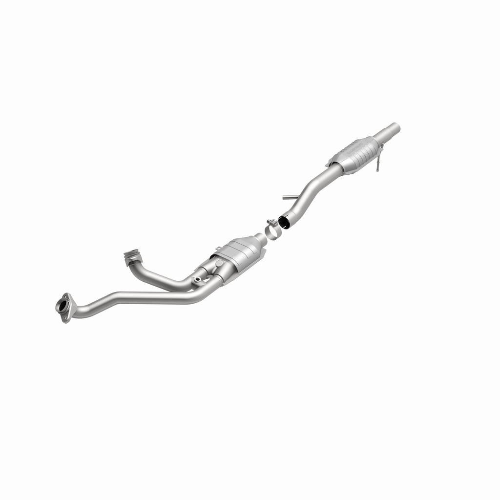 MagnaFlow Exhaust Products 334302 California CARB Direct-Fit Catalytic Converter for Select Ford Bronco, Ford E-150 Econoline, Ford E-150 Econoline Club Wagon, Ford E-250 Econoline, Ford E-250 Econoline Club Wagon, Ford E-350 Econoline, Ford E-350