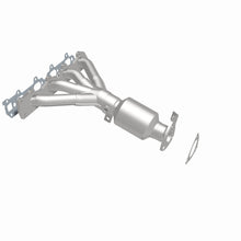 Load image into Gallery viewer, MagnaFlow Exhaust Products 50304 HM Grade Manifold Catalytic Converter for Select Chevrolet Malibu, Pontiac G6, Saturn Aura