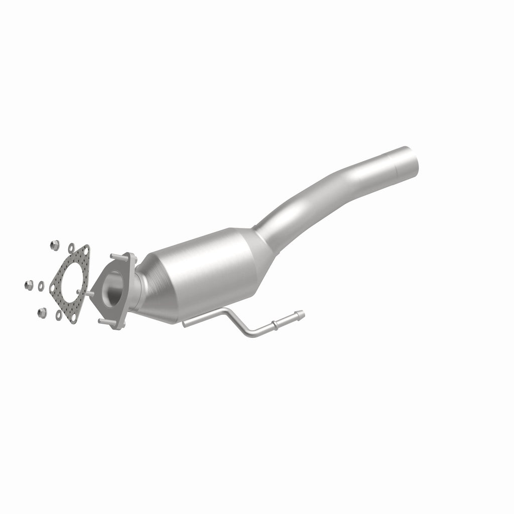 MagnaFlow Exhaust Products 51979 OEM Grade Direct-Fit Catalytic Converter for Select Porsche Cayenne, Volkswagen Touareg