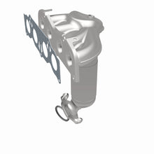 Load image into Gallery viewer, MagnaFlow Exhaust Products 5631373 California CARB Manifold Catalytic Converter for Select Toyota Camry