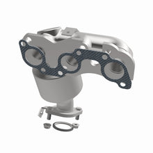 Load image into Gallery viewer, MagnaFlow Exhaust Products 452136 California CARB Manifold Catalytic Converter for Select Toyota Avalon