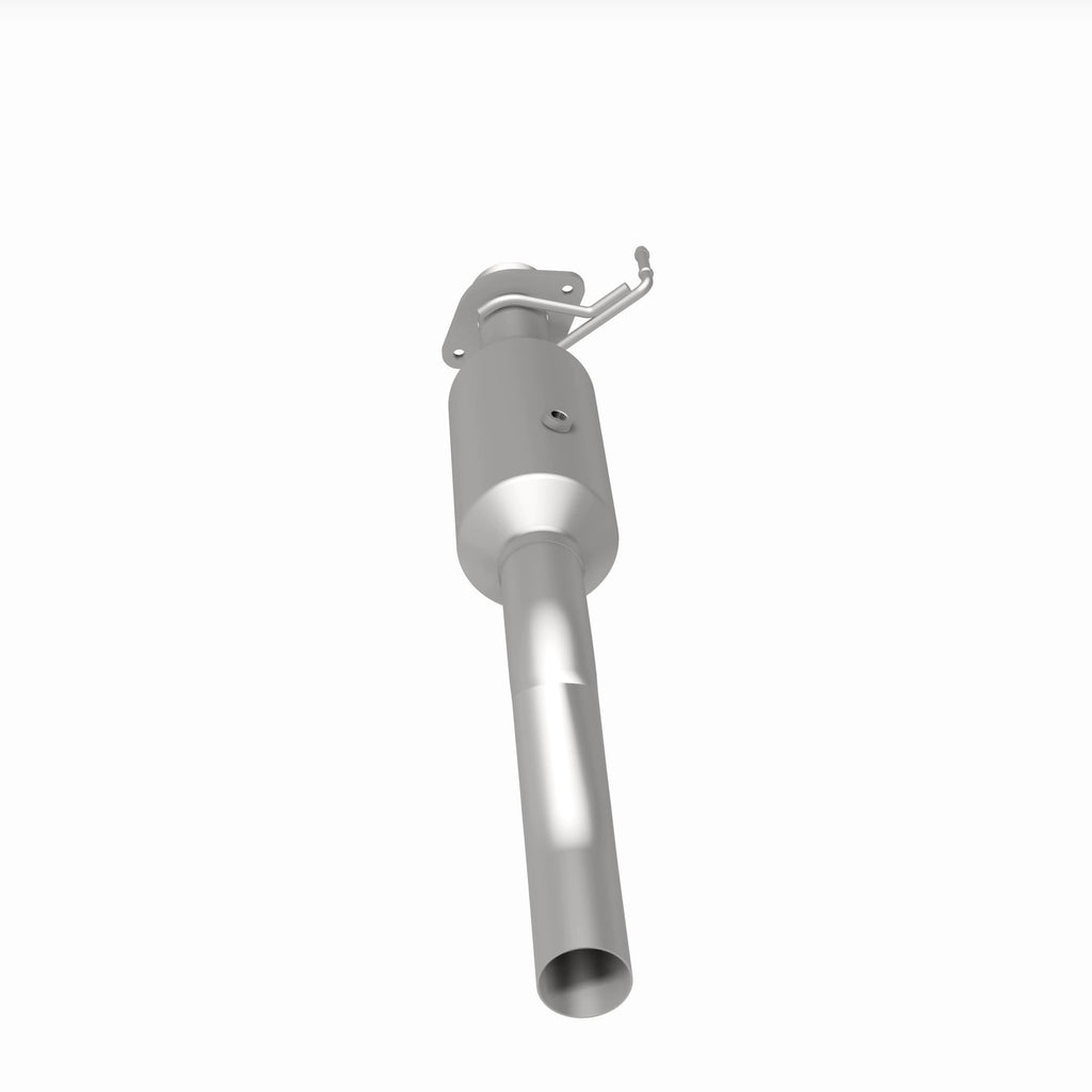 MagnaFlow Exhaust Products 280440 OEM Grade Direct-Fit Catalytic Converter for Select Ford F-350 Super Duty, Ford F-450 Super Duty, Ford F-550 Super Duty