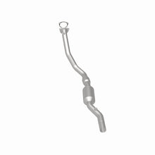 Load image into Gallery viewer, MagnaFlow Exhaust Products 24110 HM Grade Direct-Fit Catalytic Converter for Select Audi A6, Audi A6 Quattro, Volkswagen Passat